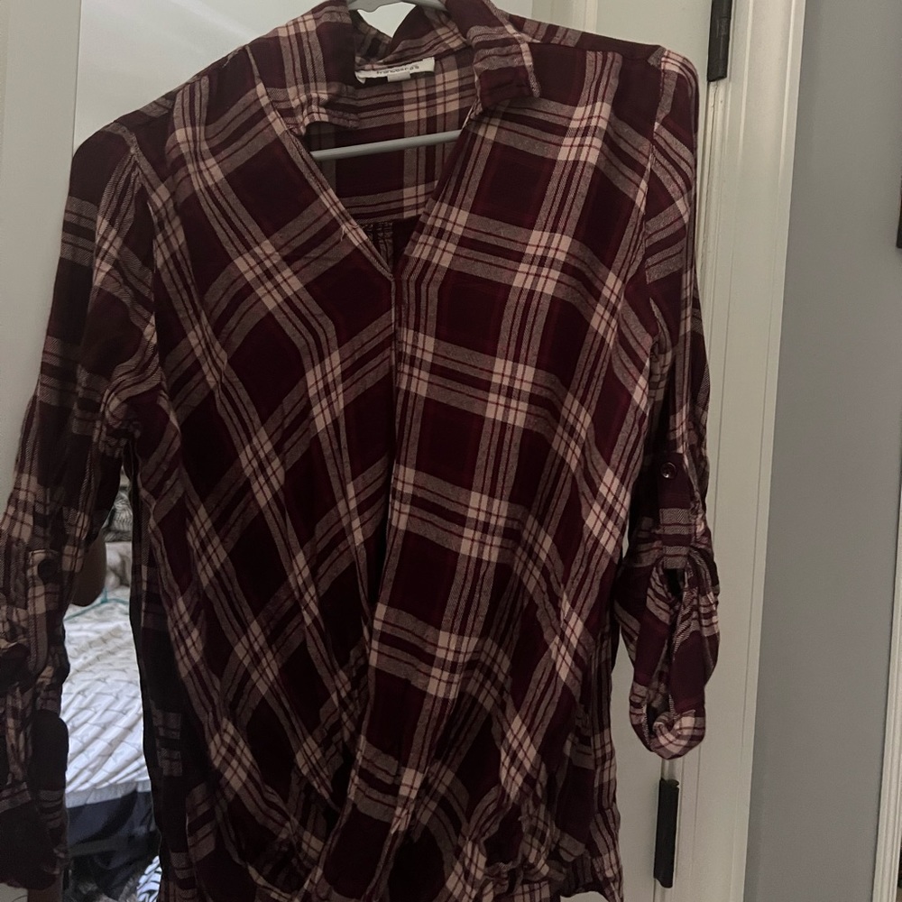 Francesca’s loose floating flannel